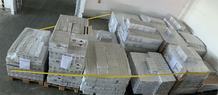 近3萬瓶,貨值70多萬元！寧興優貝捐贈一批進口消毒清潔噴霧洗手液等防疫物資-02.jpg