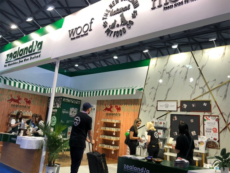 寧興優(yōu)貝參加第二十一屆亞洲寵物展-03.jpg